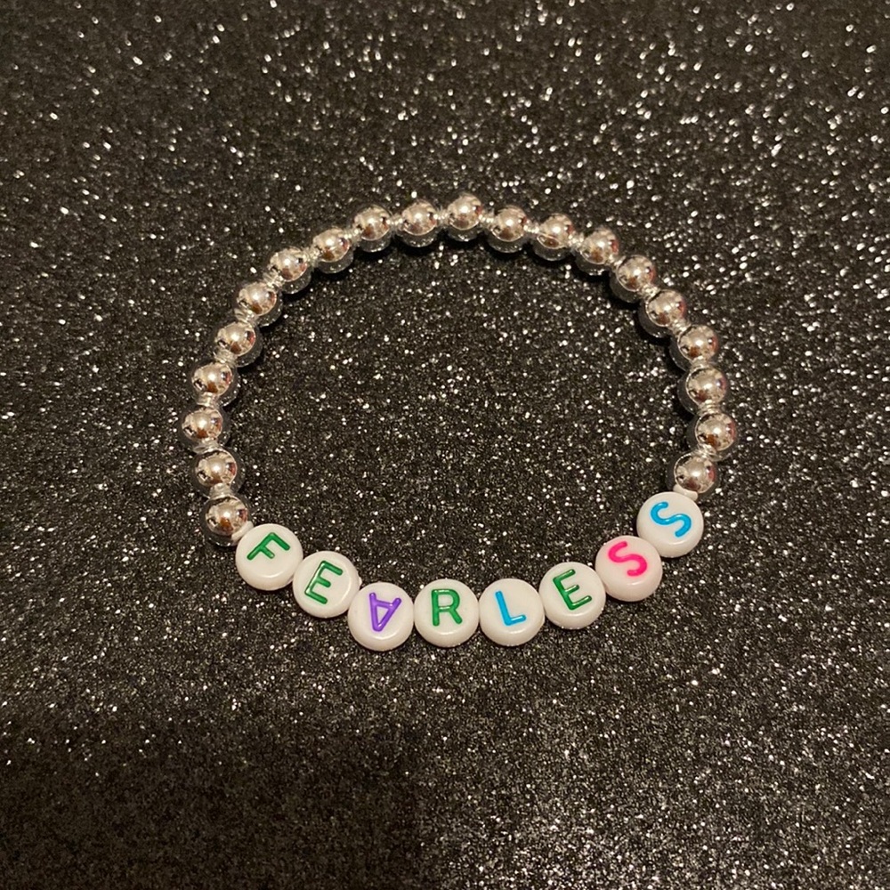 Girls faux silver bead fearless stretch bracelet